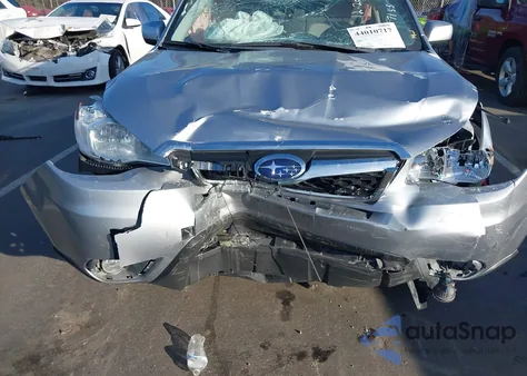 2016 Subaru Forester 2.5I Premium z USA, uszkodzony, nr VIN JF2SJAFC1GH447155